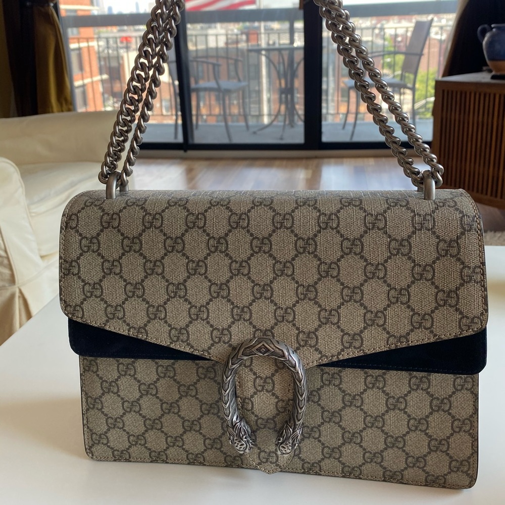 Dionysus medium GG shoulder bag- in perfect condition. Used very minimal